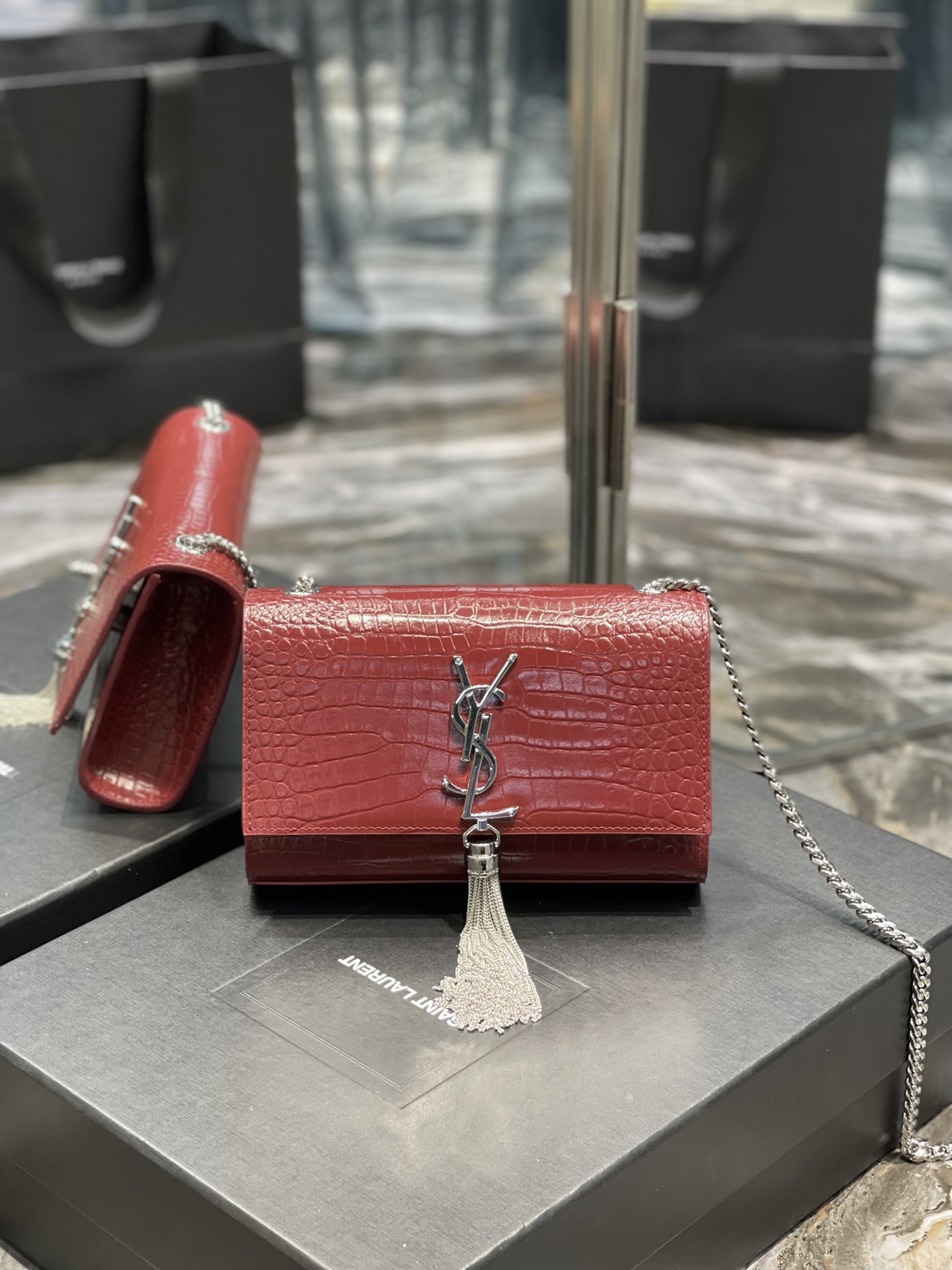 YSL Kate Medium With Tassle In Crocodile Leather-20x13.5x5.5cCM