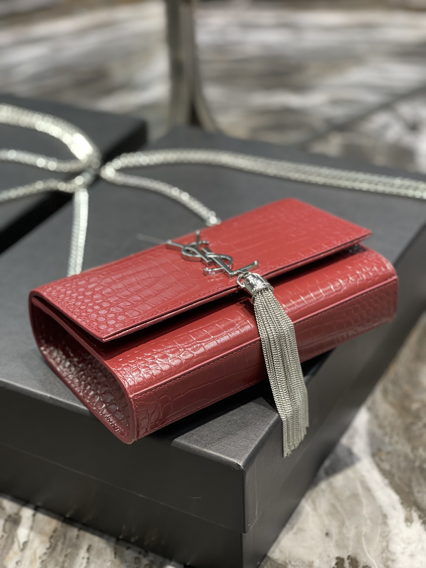 YSL Kate Medium With Tassle In Crocodile Leather-20x13.5x5.5cCM