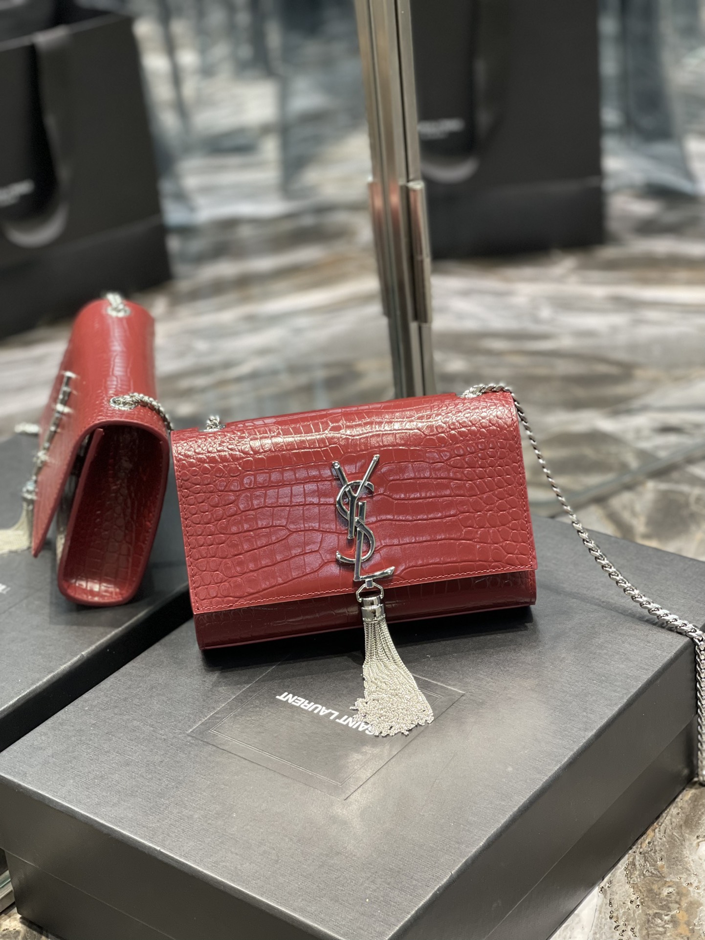 YSL Kate Medium With Tassle In Crocodile Leather-20x13.5x5.5cCM