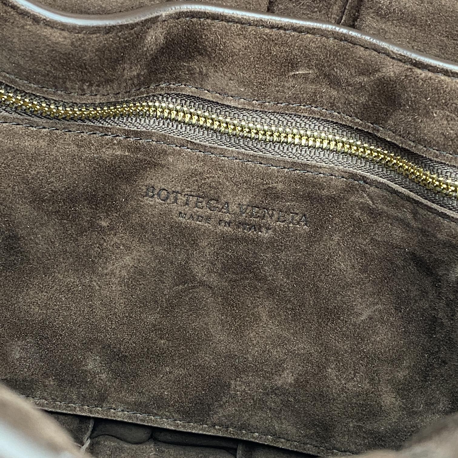 Bo*te*ga ve*ne*ta padded cassette bag-26*18*8cm