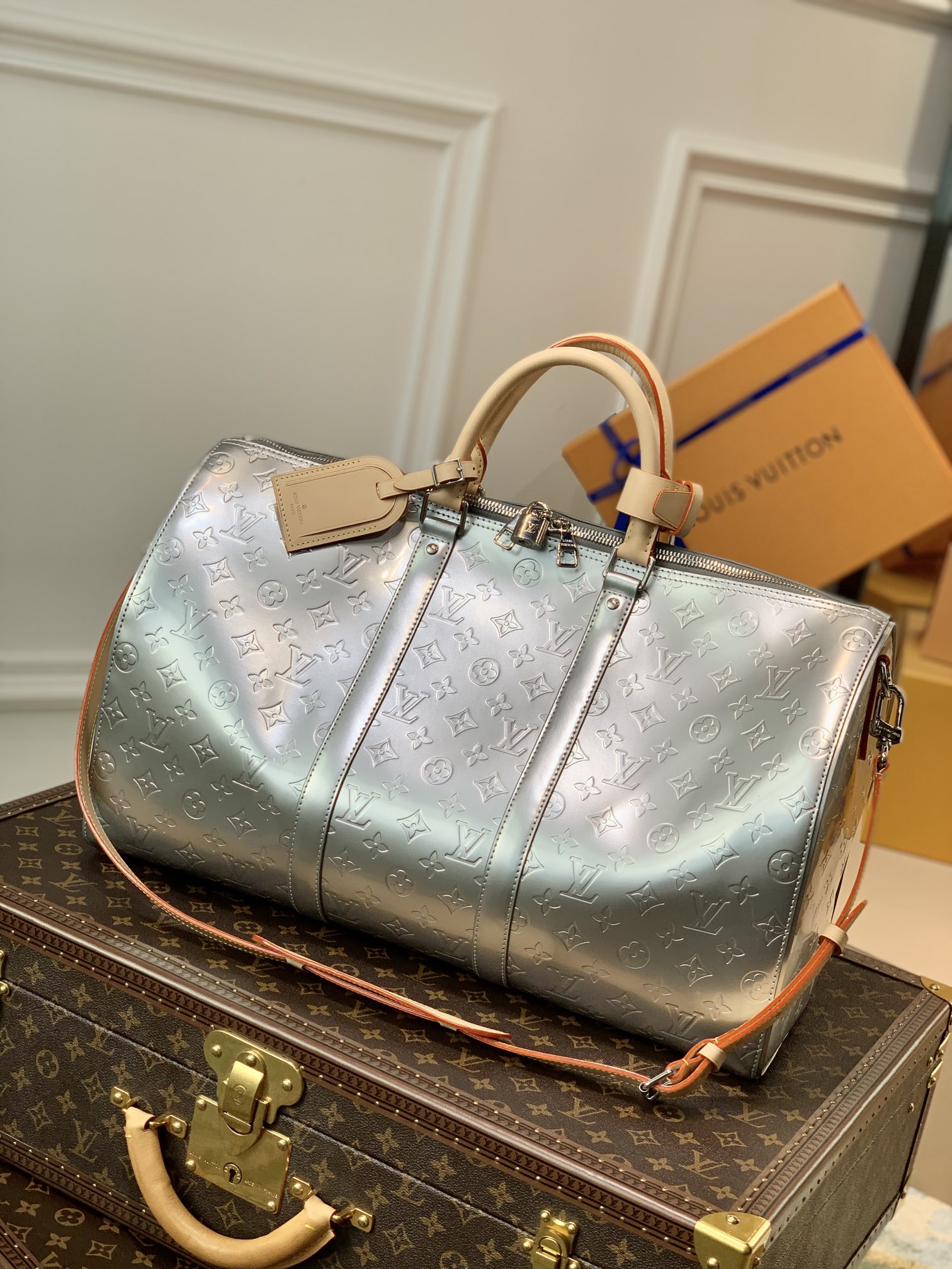l**is V*t*n keepall bandouliÈre 50-50 x 29 x 23cm