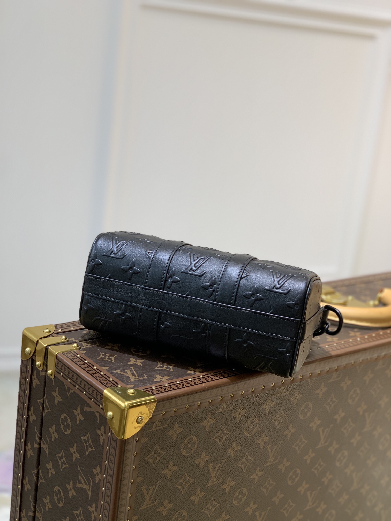 l**is V*t*n keepall xs-21*12*9cm