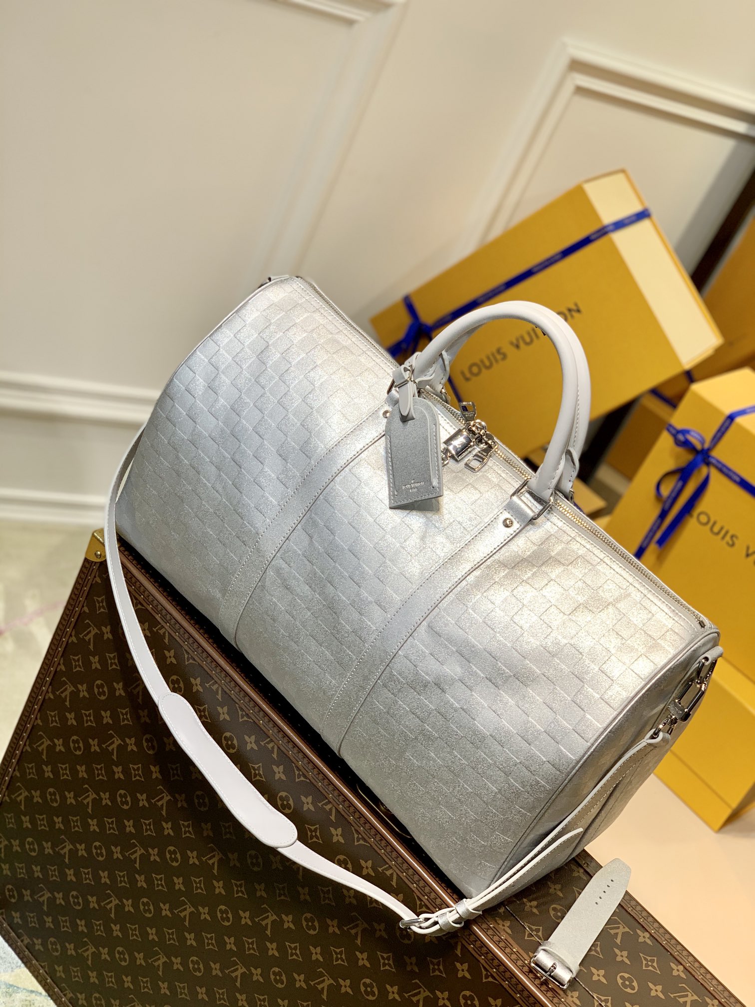 l**is V*t*n keepall bandoulière-50.0 x29.0 x23.0cm