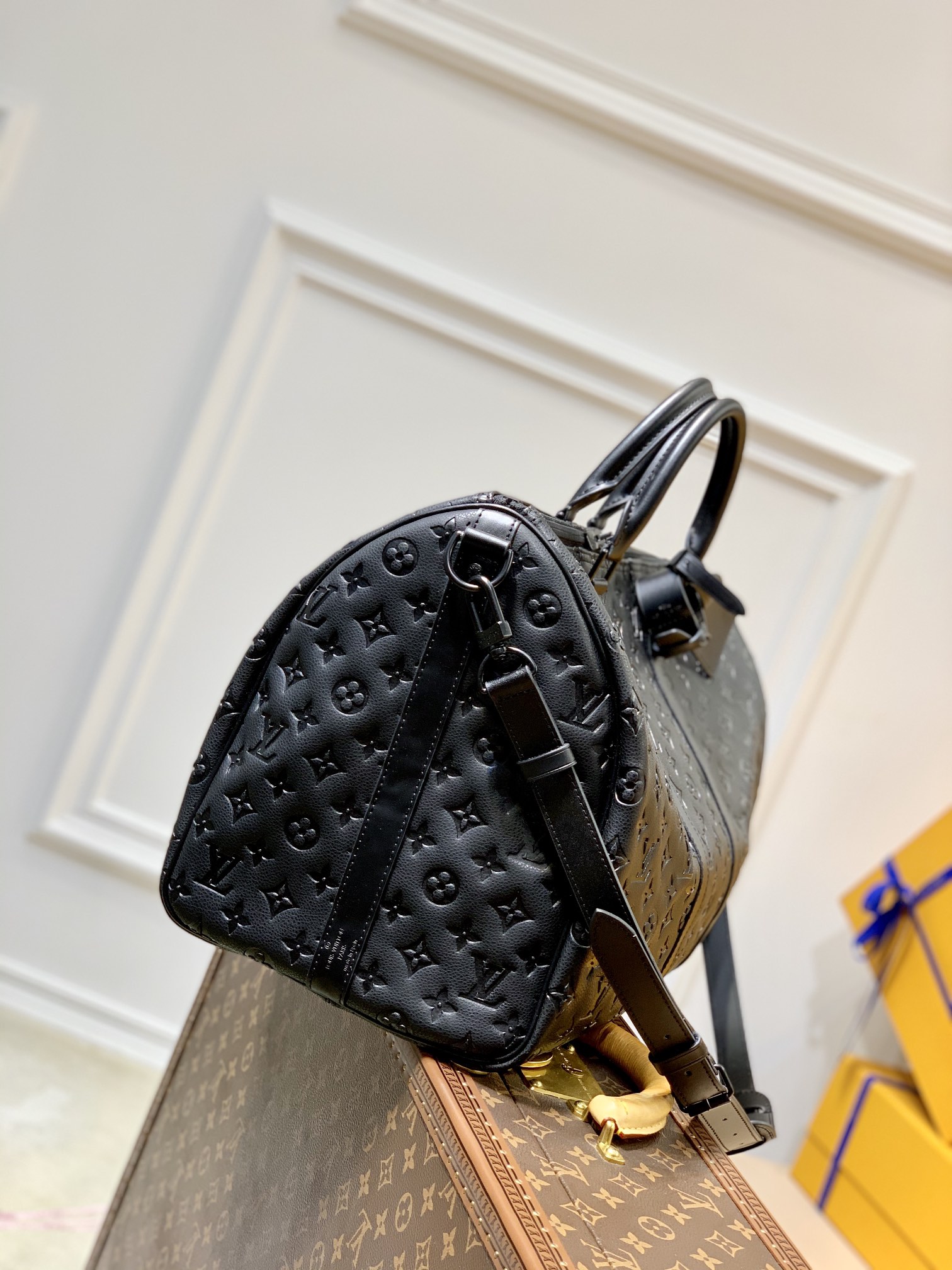 l**is V*t*n keepall bandoulière-50.0 x29.0 x23.0cm