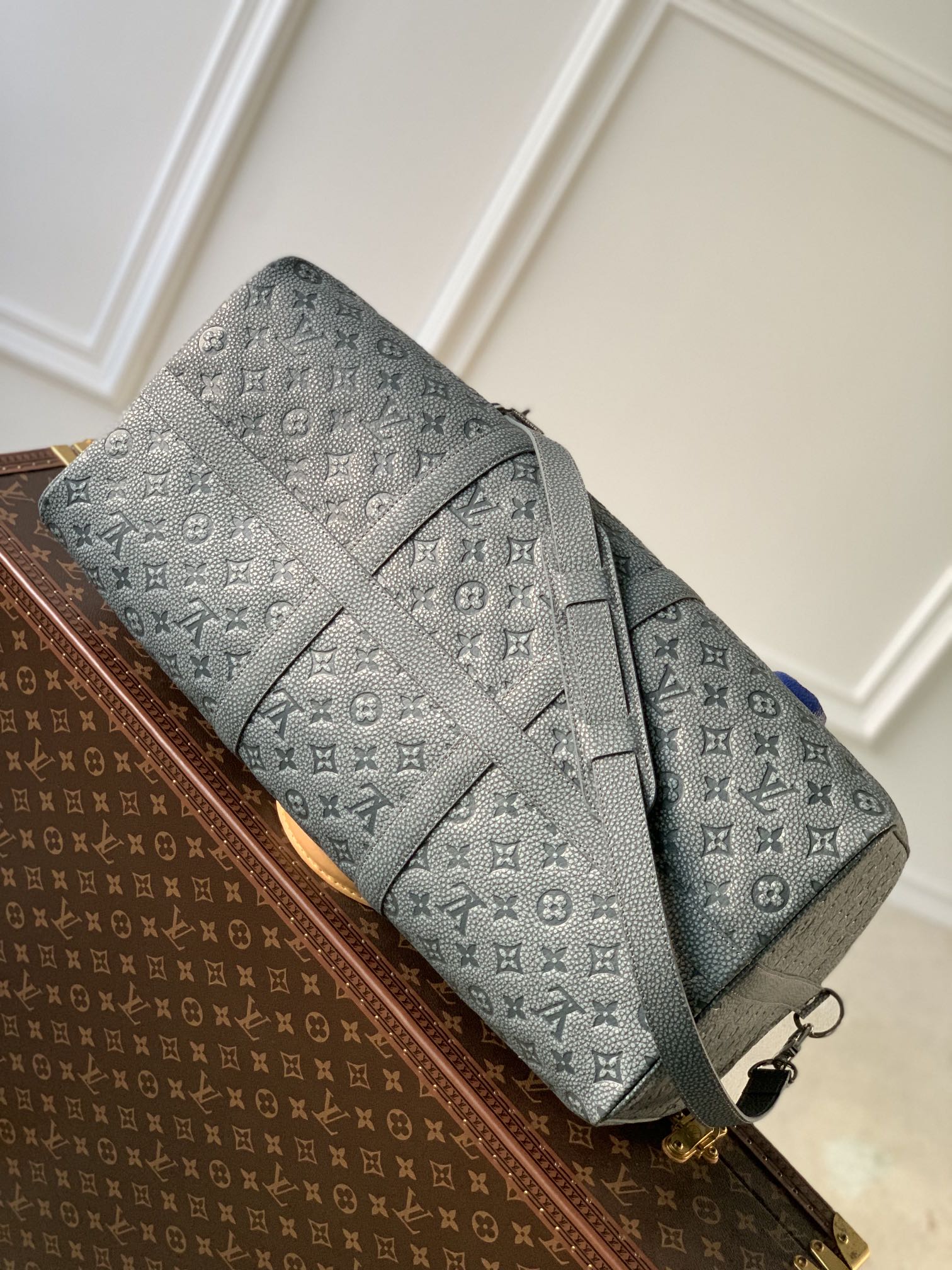 l**is V*t*n keepall-50.0 x29.0 x23.0cm
