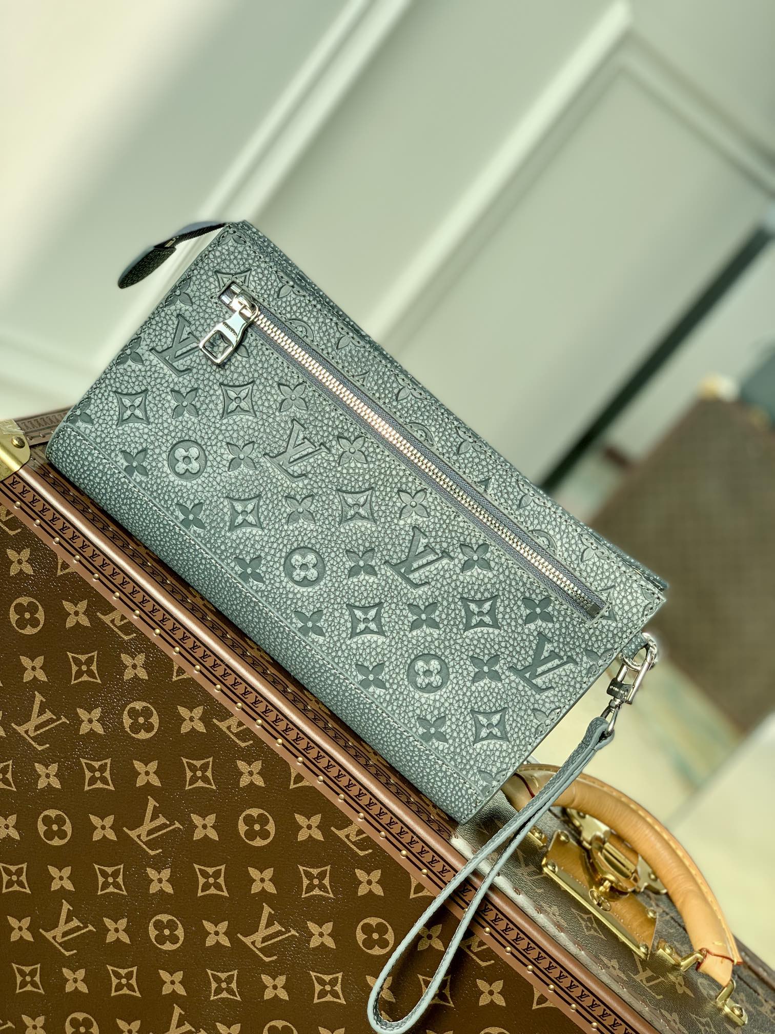 l**is V*t*n m81556 pouch-29*15*9cm