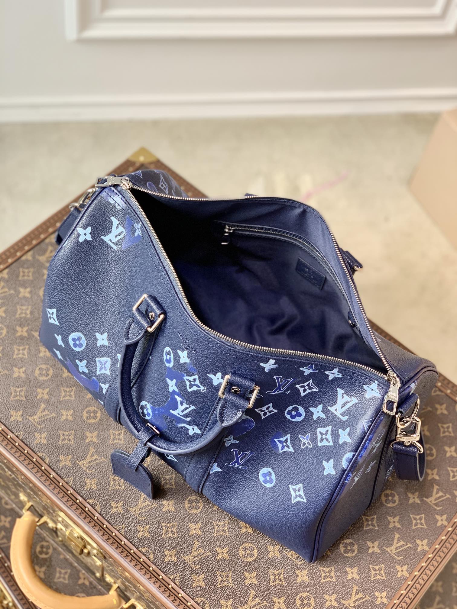 l**is V*t*n keepall bandouliÈre 40-42*26 20cm