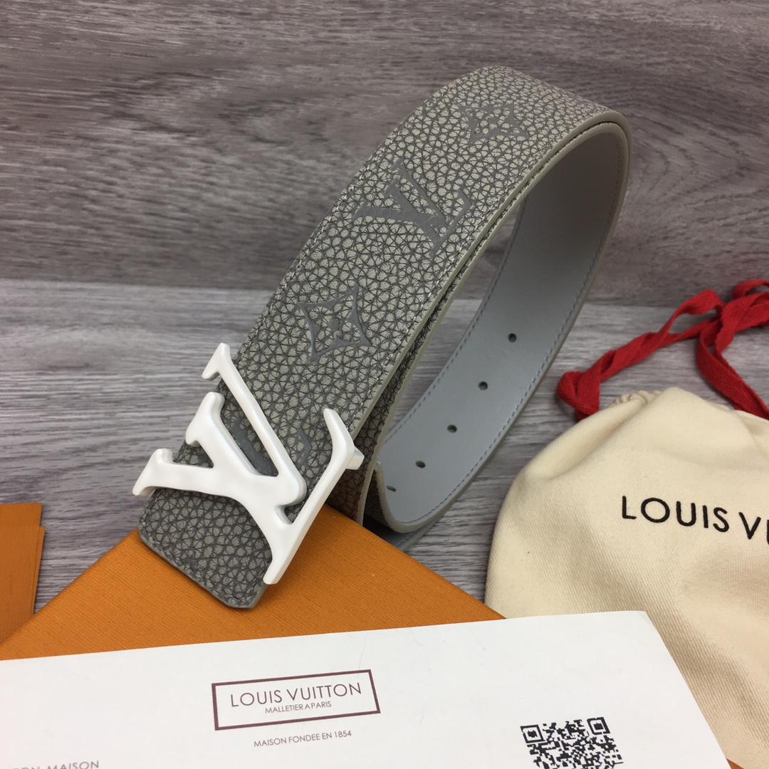 l**is V*t*n belt-4cm