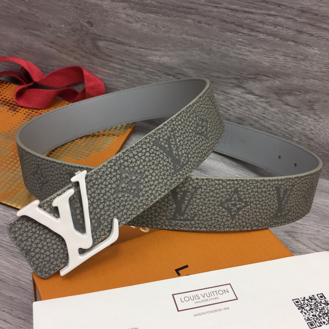 l**is V*t*n belt-4cm