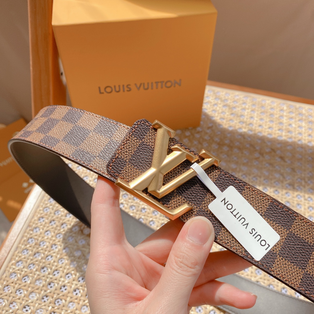 l**is V*t*n belt-4cm