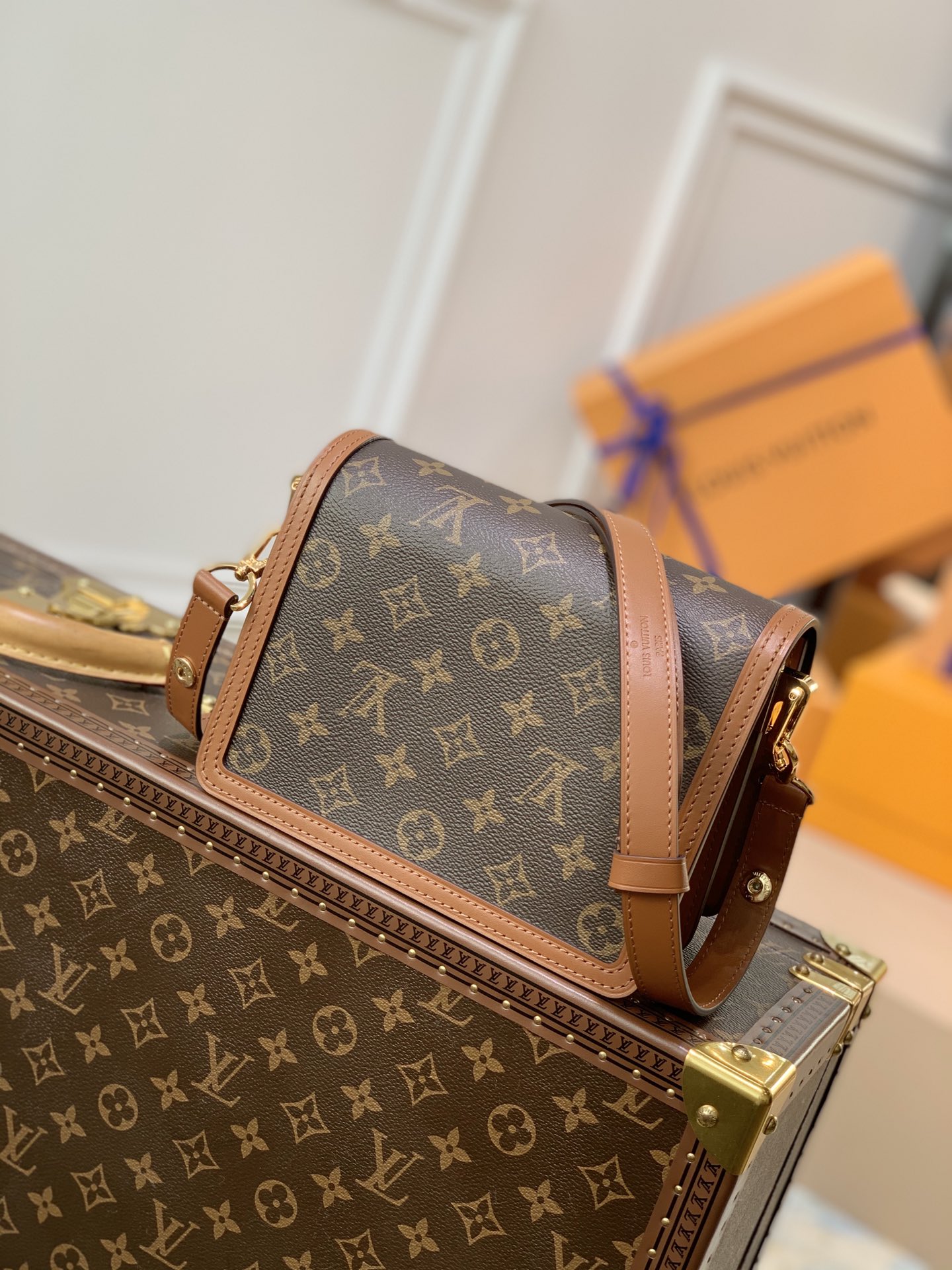 l**is V*t*n mini dauphine bag-20*15*9cm