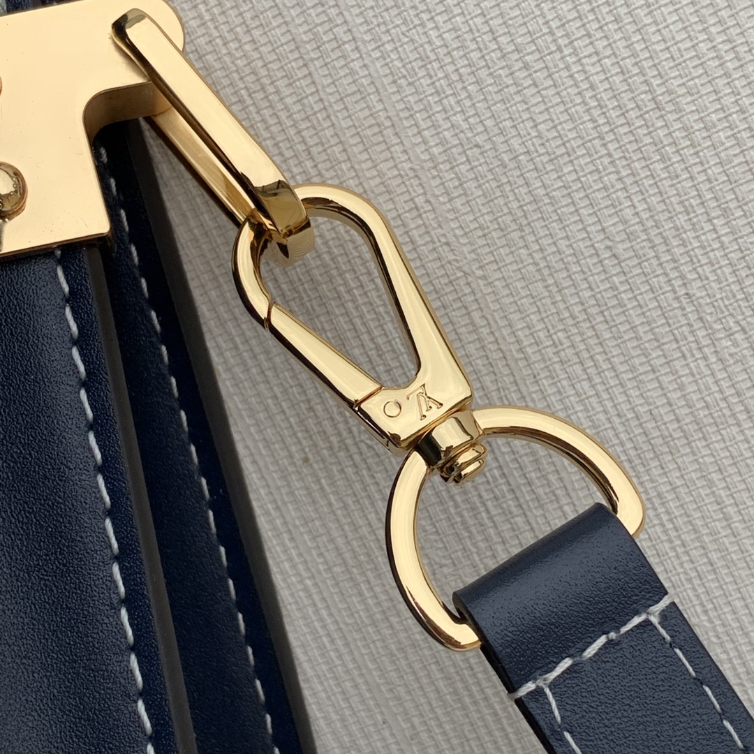 l**is V*t*n mini dauphine bag-20*15*9cm