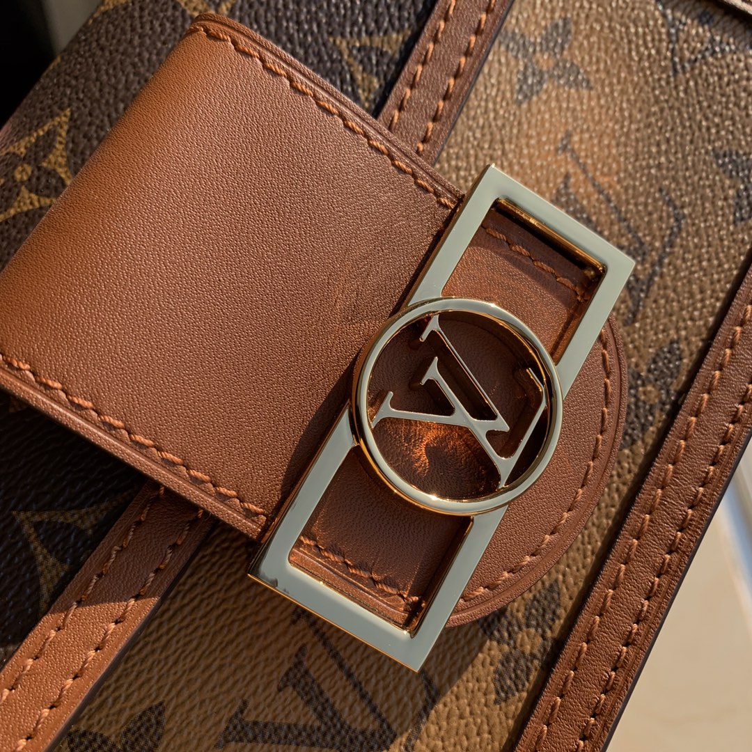 l**is V*t*n mini dauphine bag-19*12*5cm