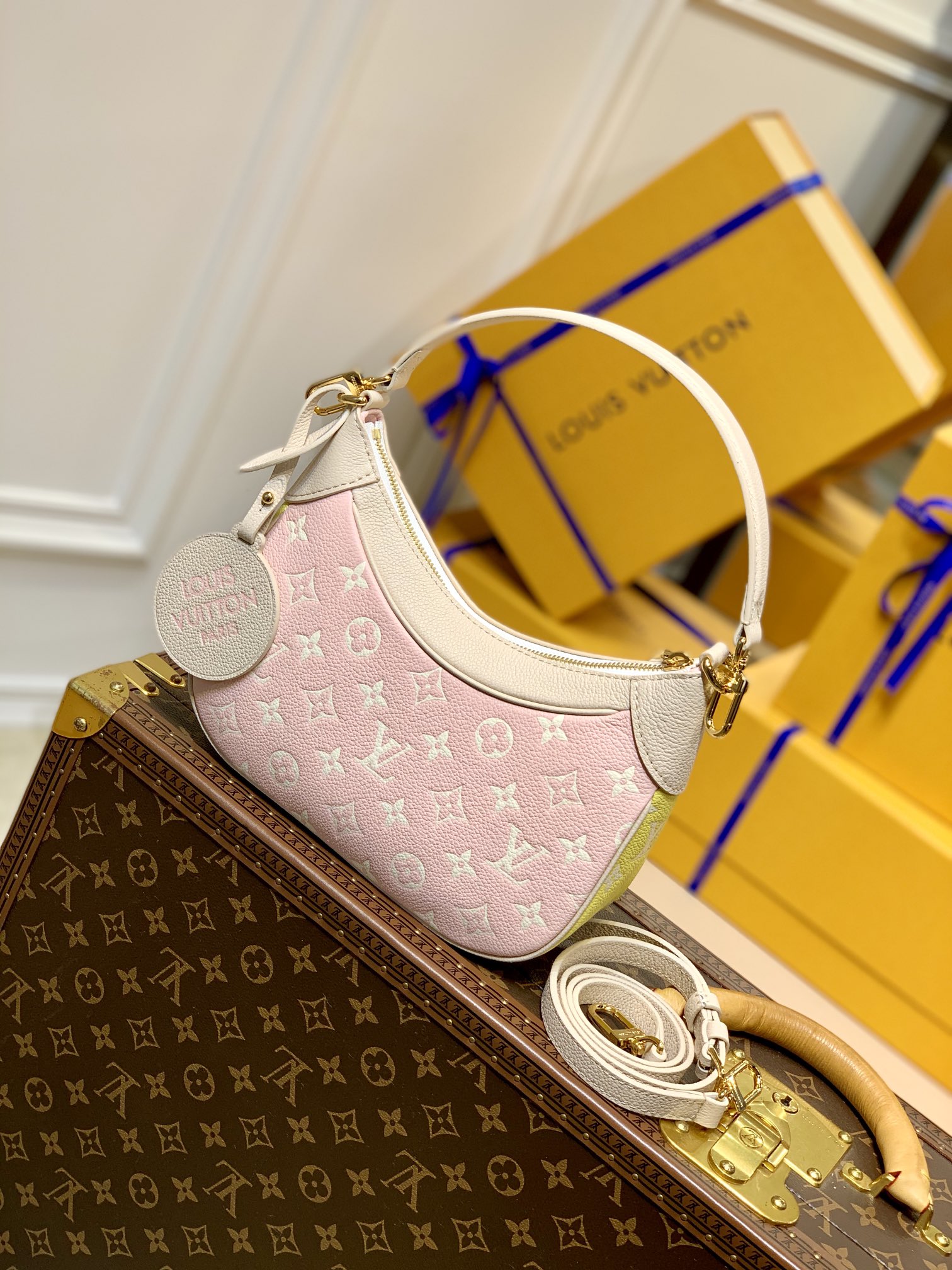 l**is V*t*n bagatelle handbags-m46112-22*14*9cm