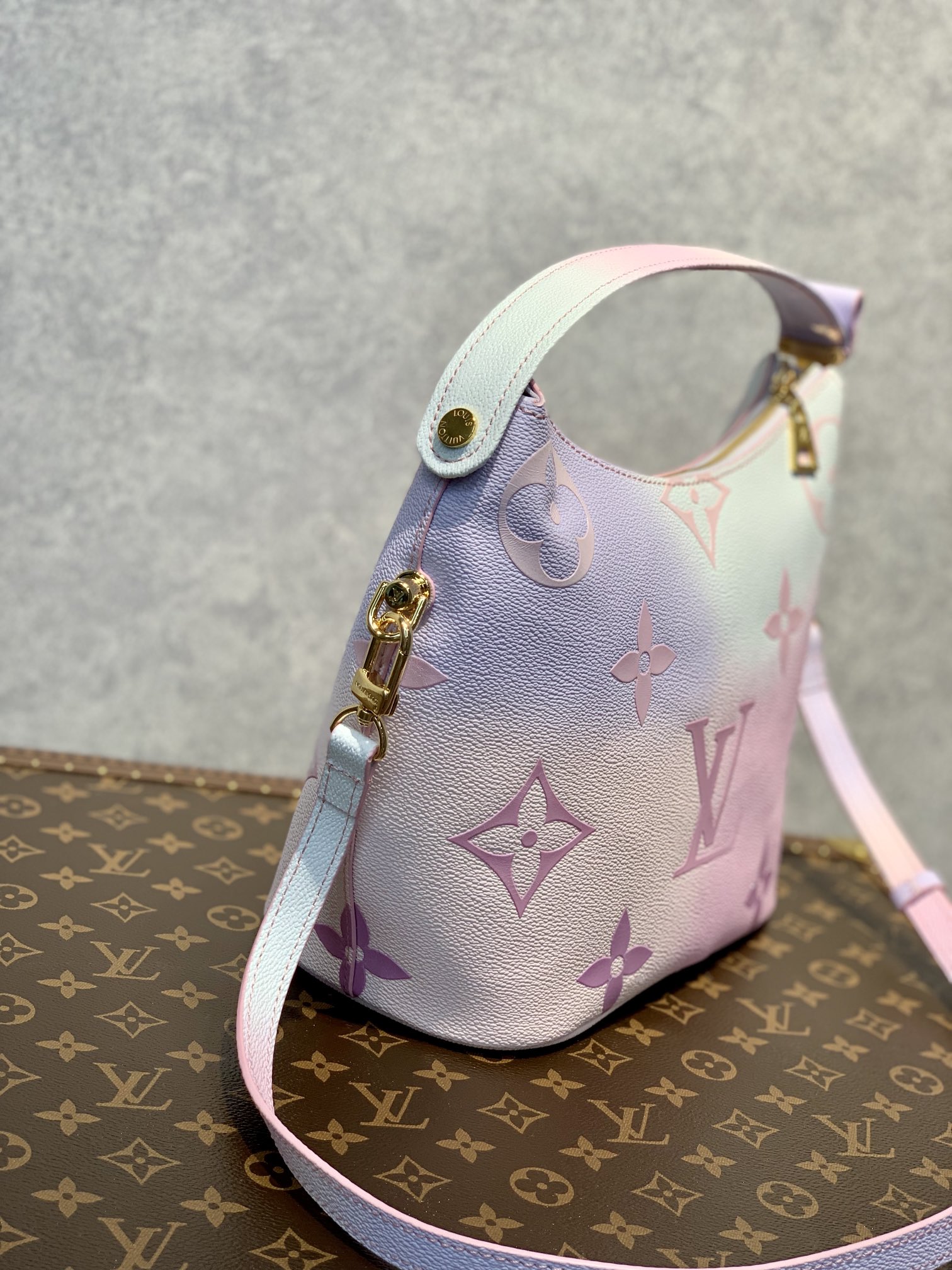 l**is V*t*n bagatelle handbags-m46112-22*14*9cm