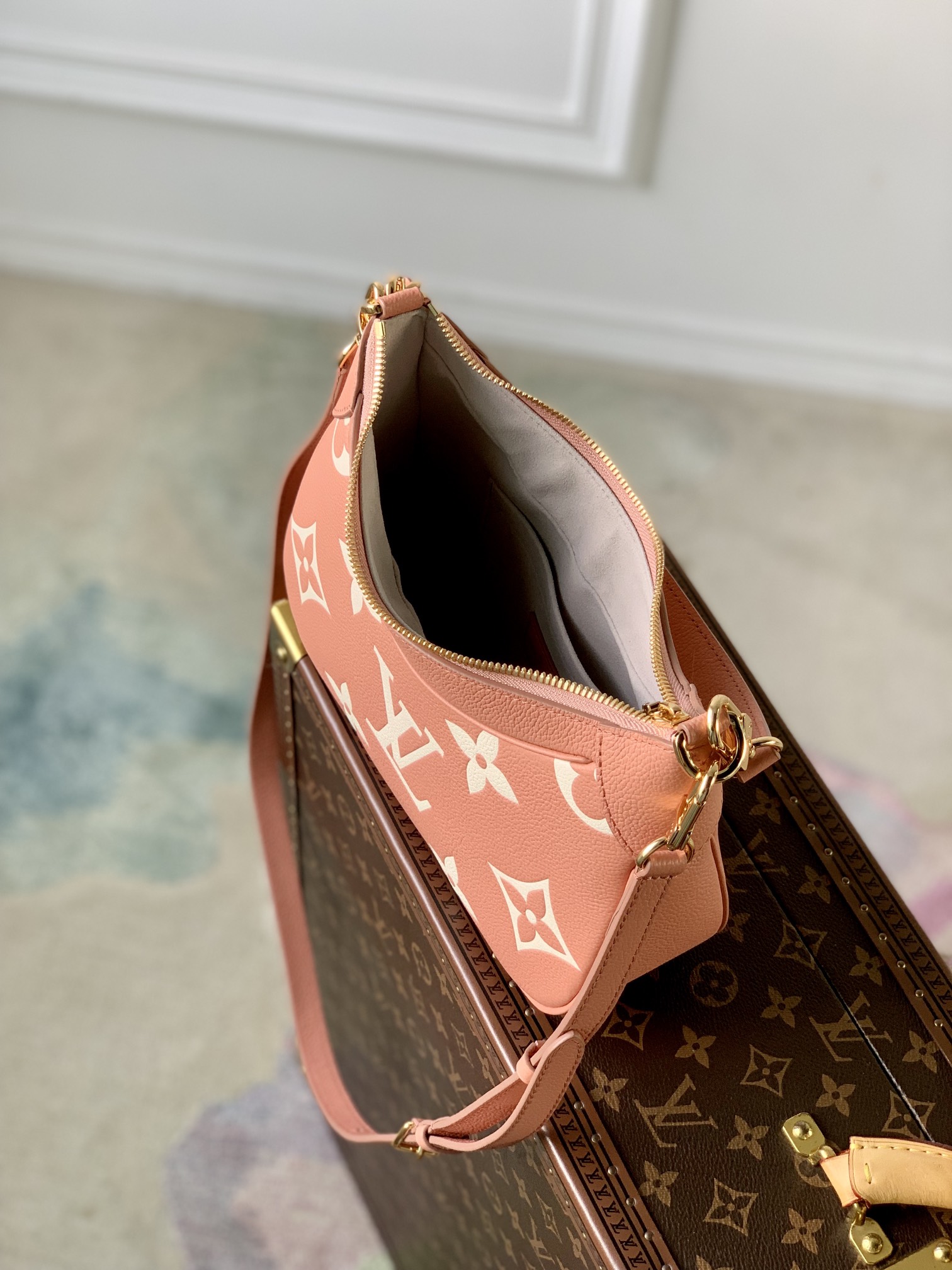 l**is V*t*n bagatelle handbags-m46091-22*14*9cm