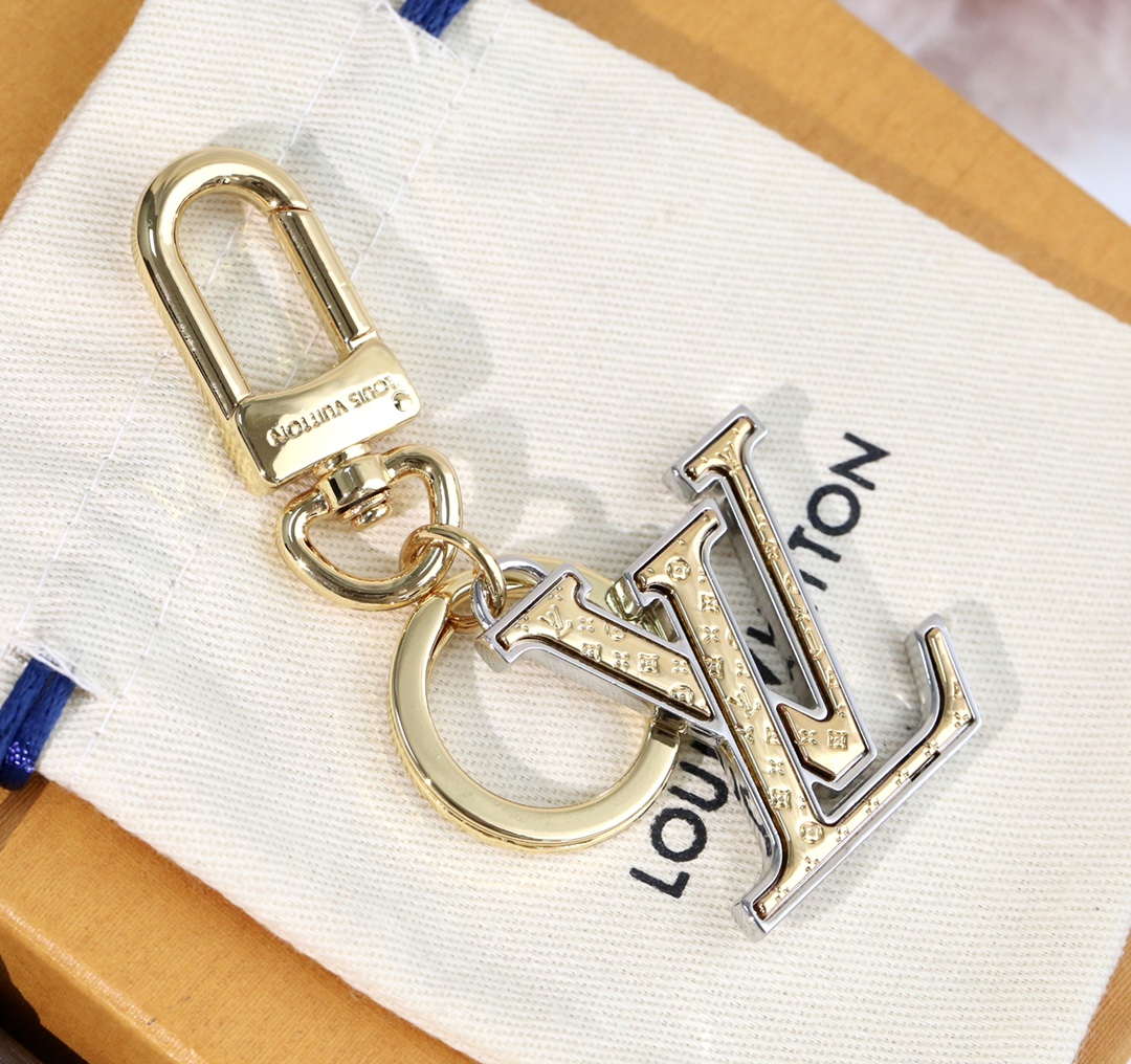 l**is V*t*n key holders