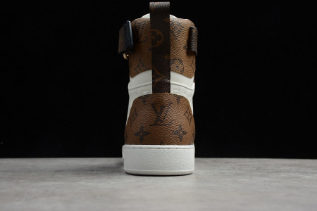 l**is V*t*n boombox sports boots