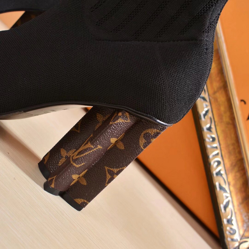 l**is V*t*n boots（eu35-42）