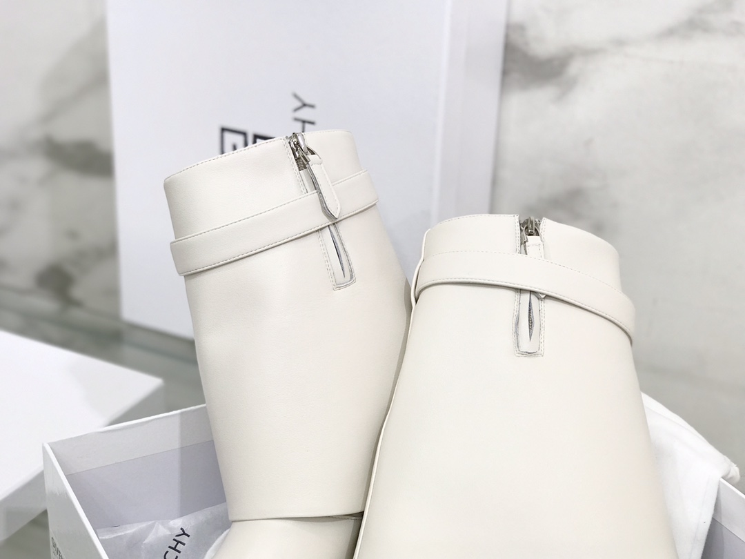 Givenchy Boots(EU35-42)