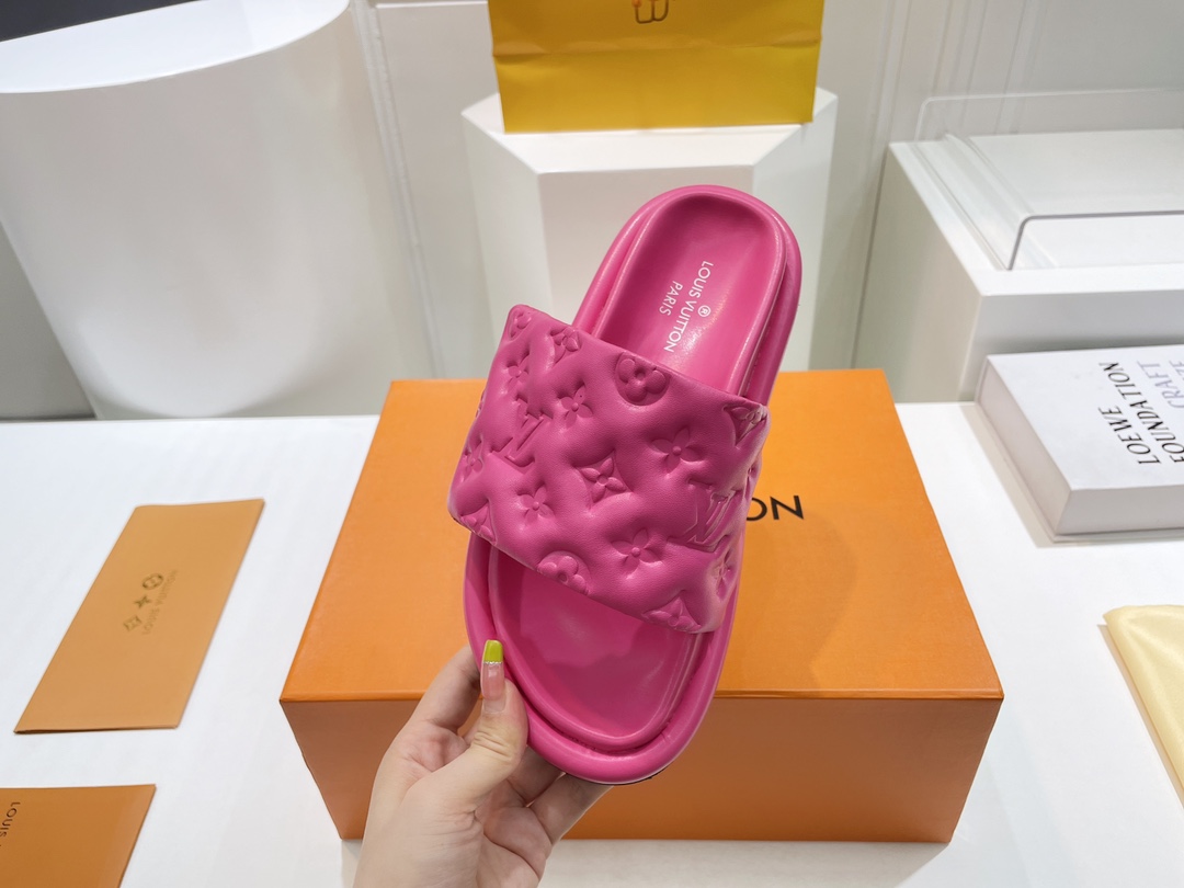 l**is V*t*n slides