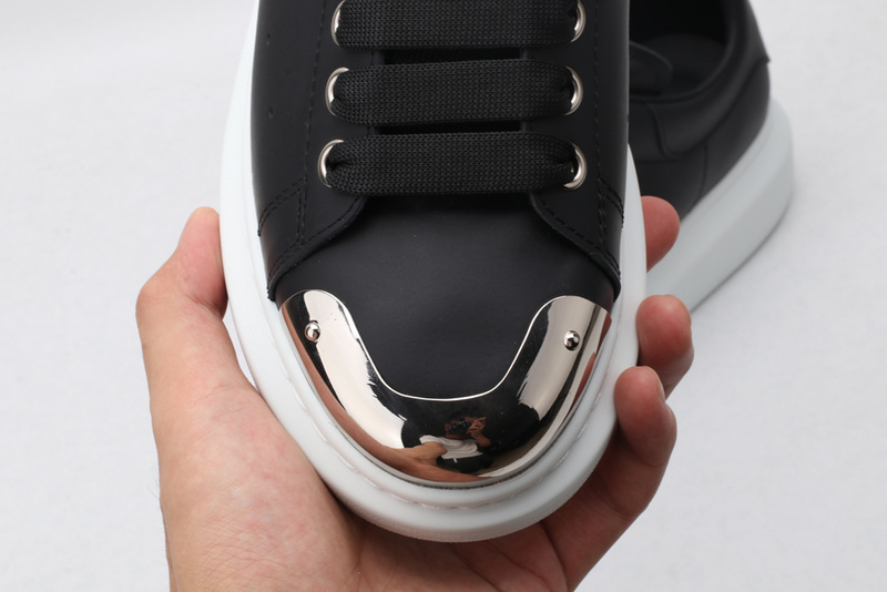Alexander McQueen Sports Shoes