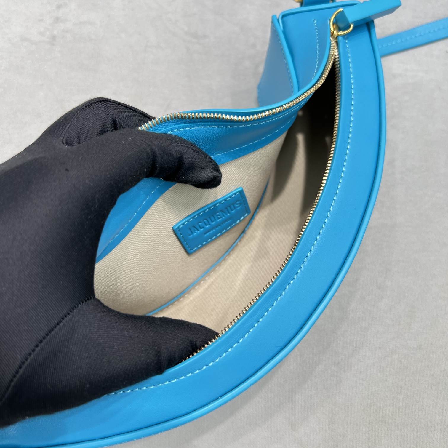 Jacquemus Handbags-35*9*6CM