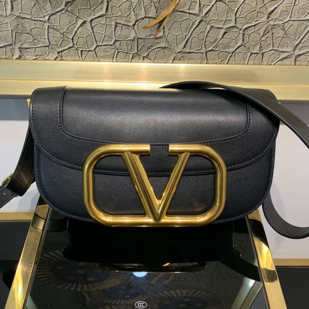 valentino garavani S*pervee handbags-26*8*16cm