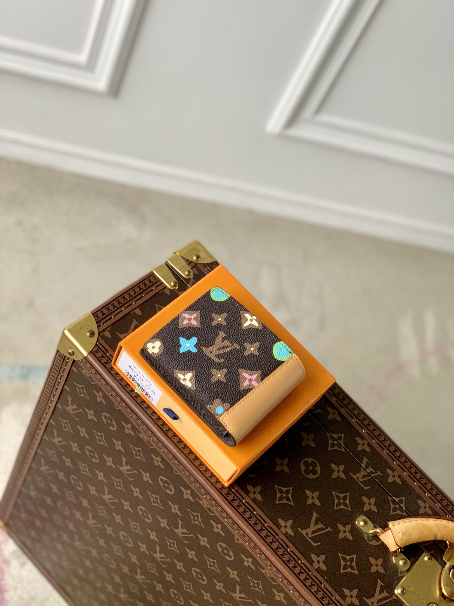 l**is V*t*n multiple wallet-m83334-11.5 x 9 x 1.5 cm