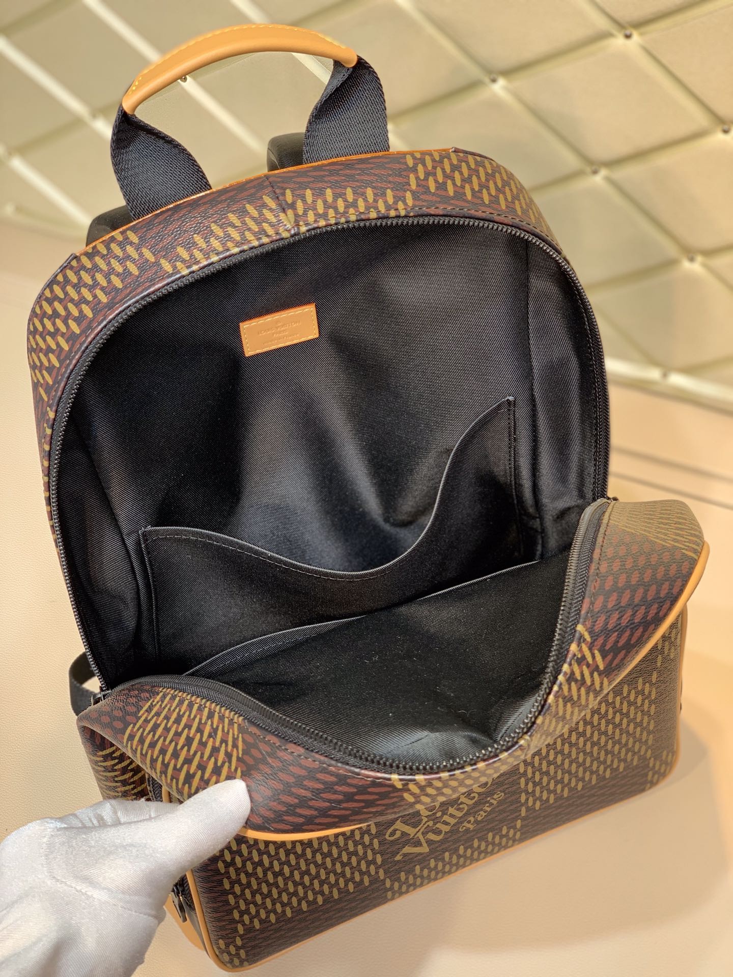 l**is V*t*n campus backpack-30*39*13cm