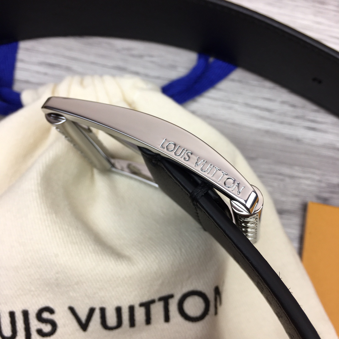 l**is V*t*n belt-4cm