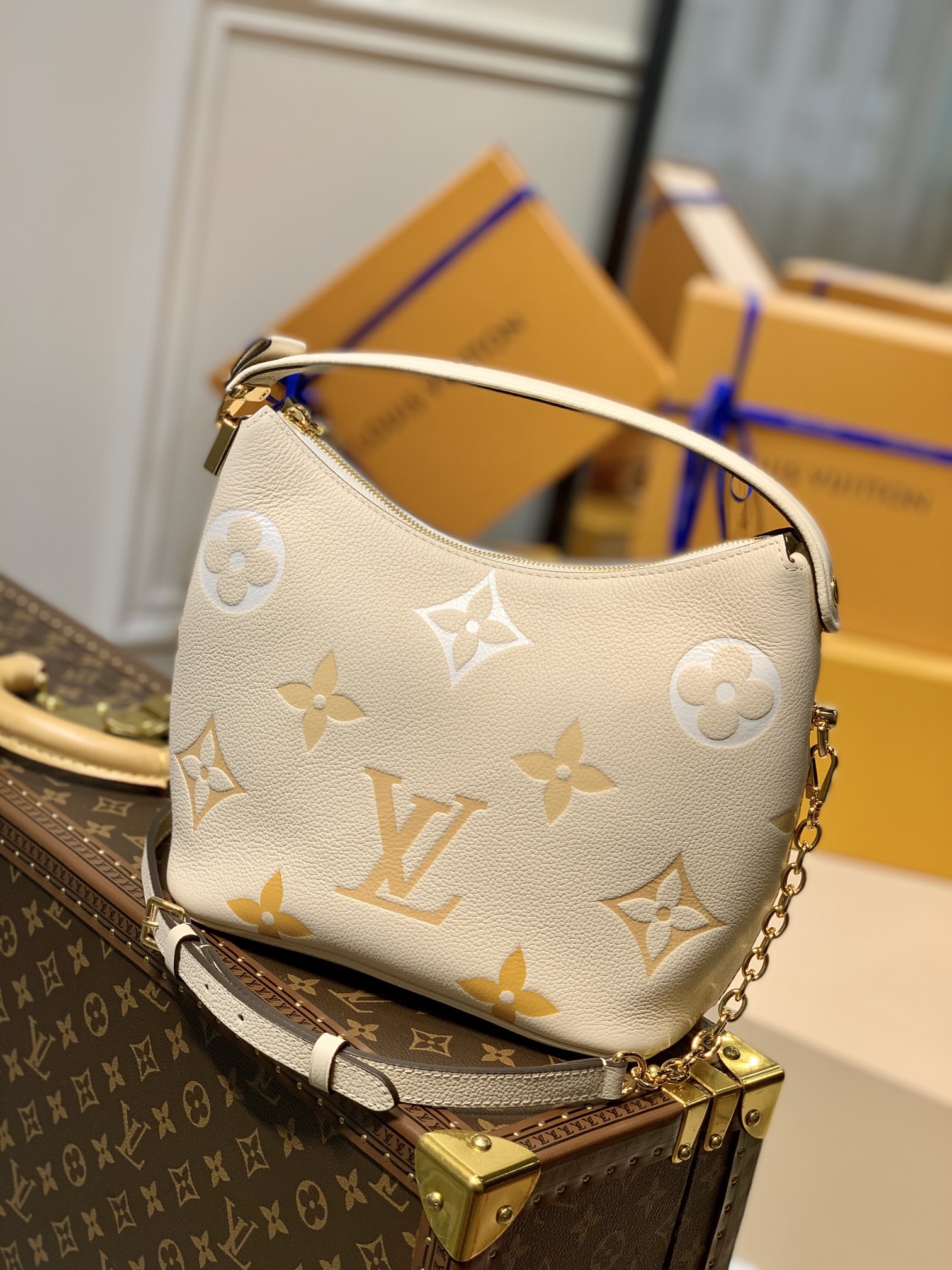 l**is V*t*n marshmallow hobo-24*22*13cm