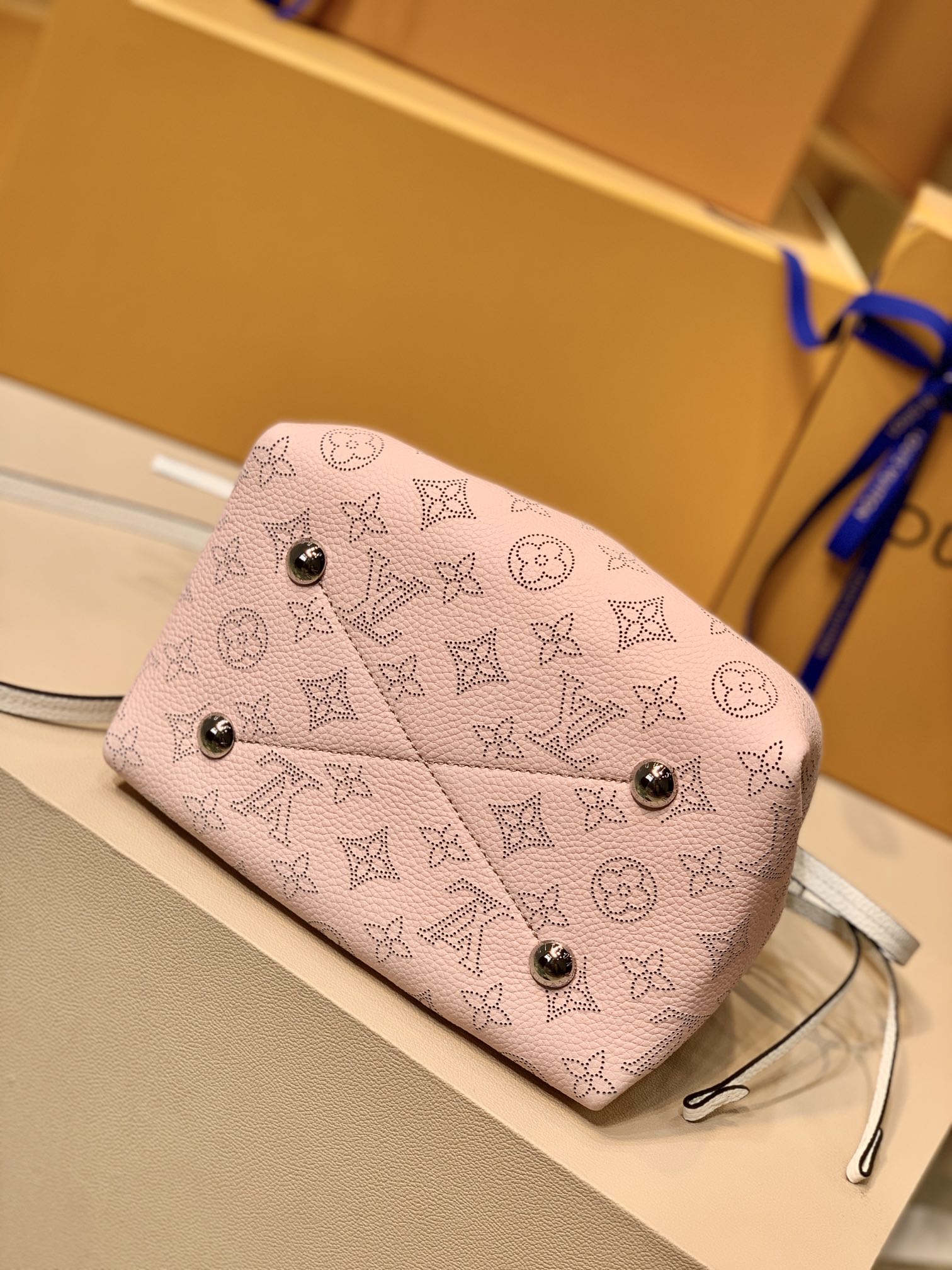 l**is V*t*n bella tote bag-m57201-19*22*14cm