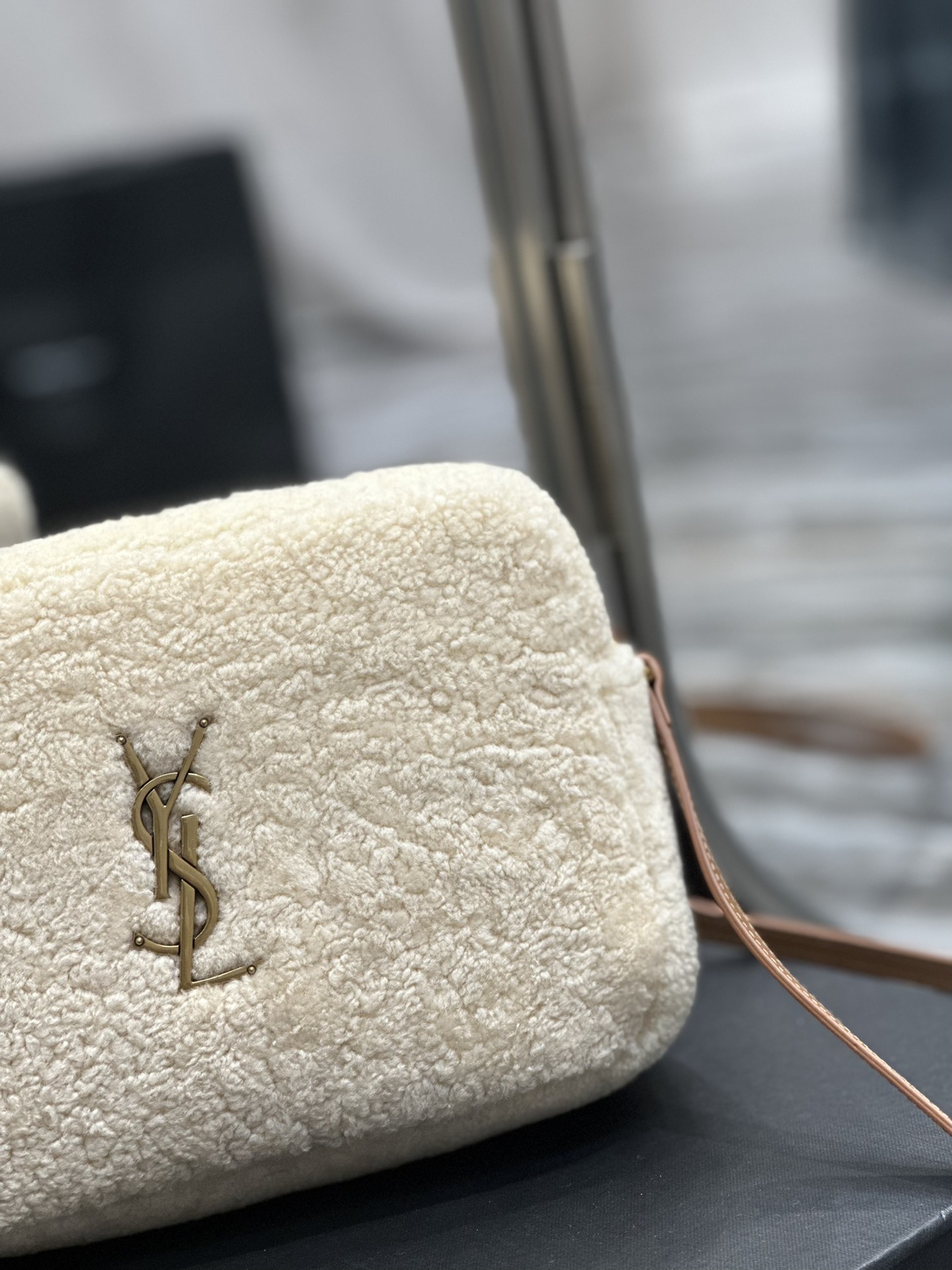 YSL Lou Camera Bag-23x16x6CM