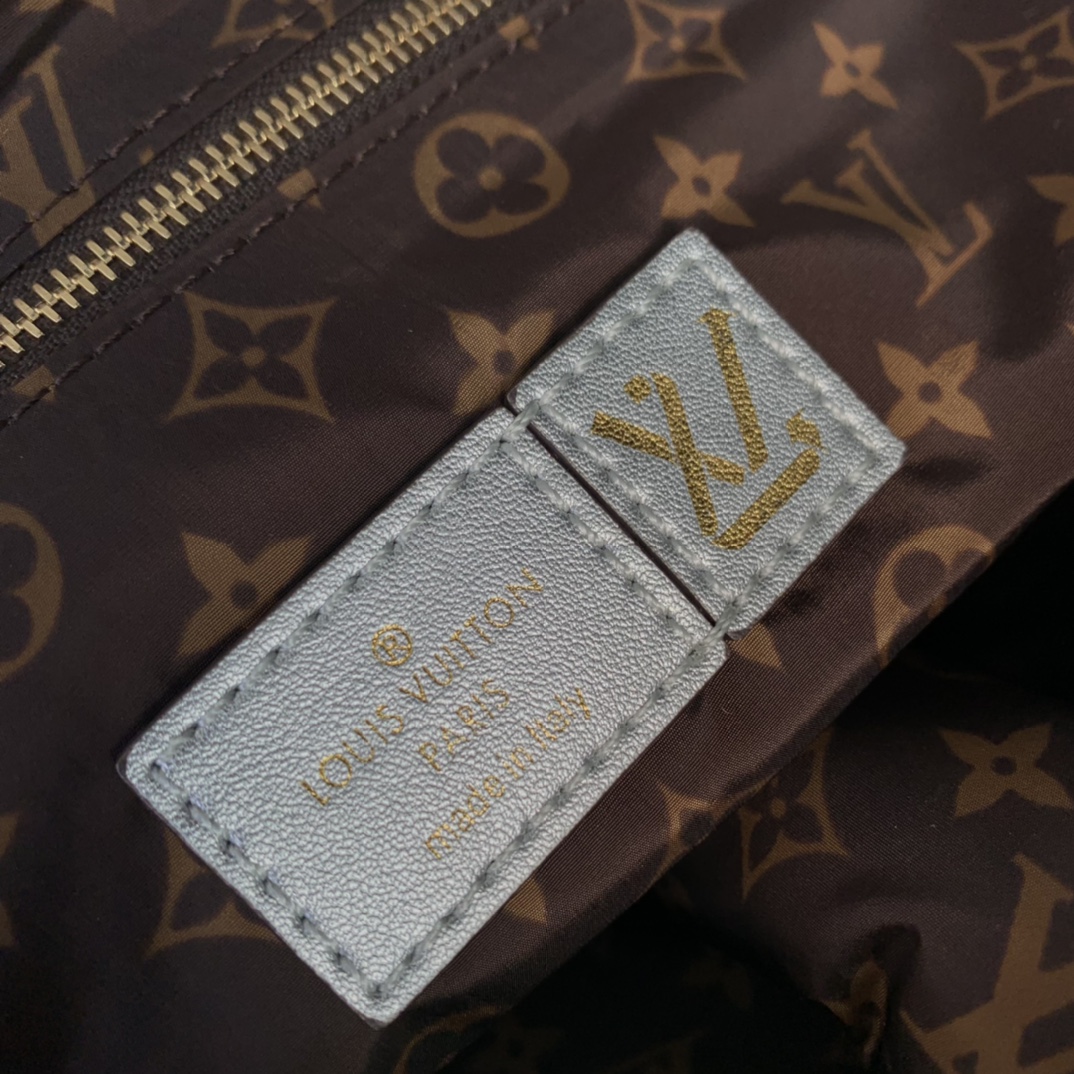 l**is V*t*n onthego handbag-41*34*19cm