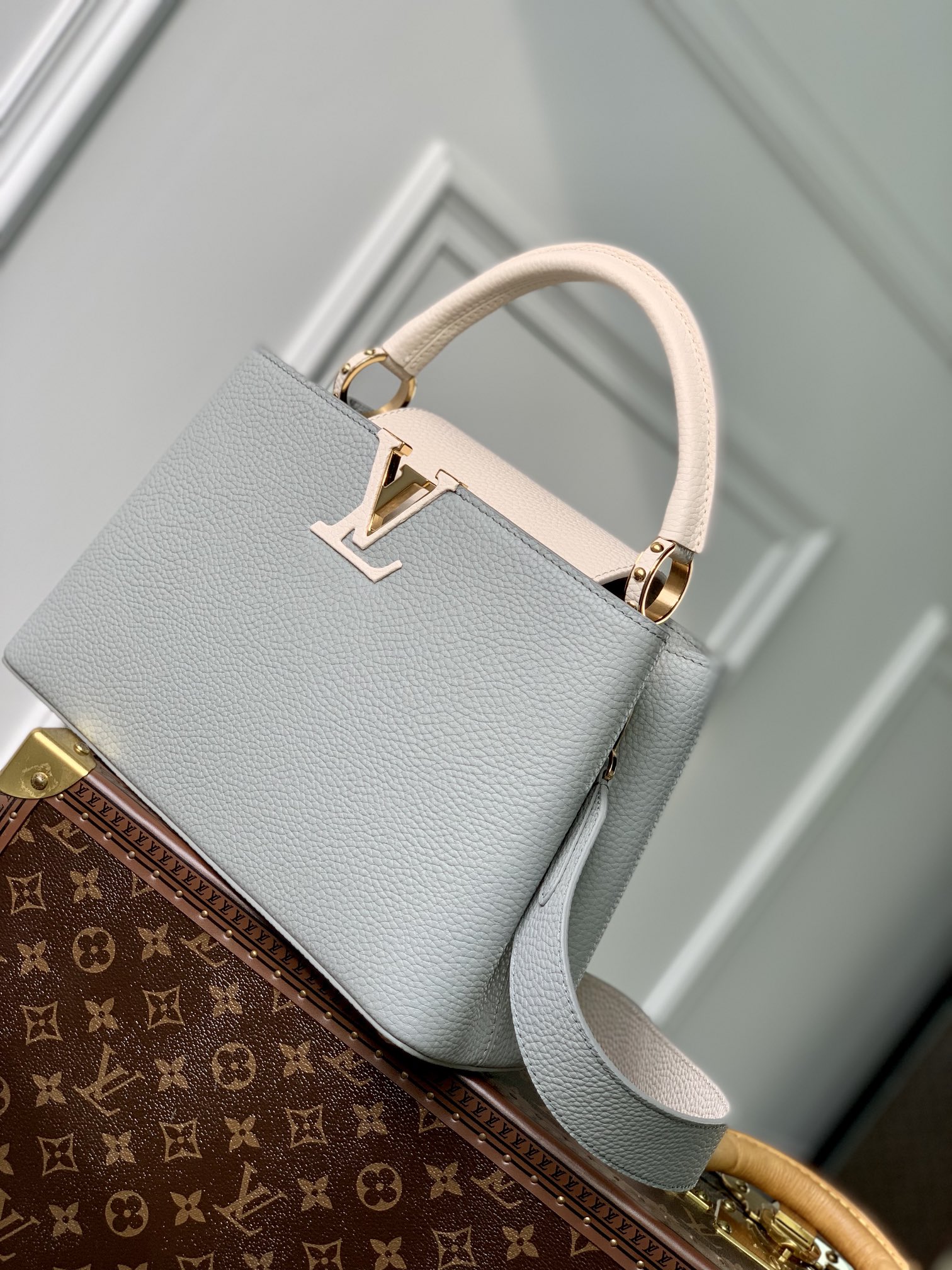 l**is V*t*n capucines bag-31.5*20*11cm