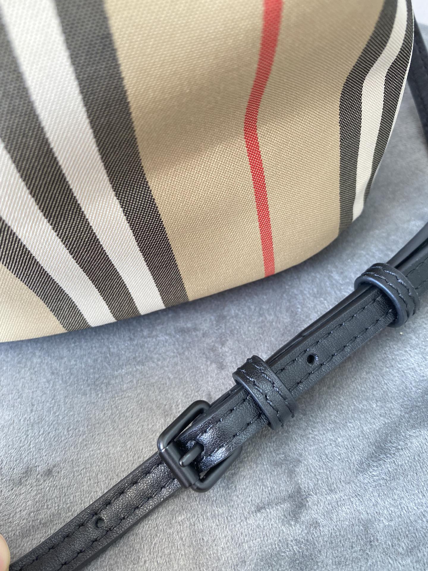 B**rry bucket-18x19.5cm