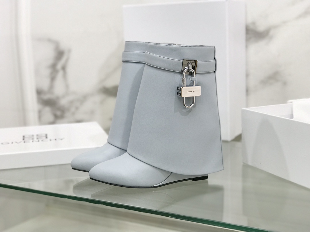 Givenchy Boots(EU35-42)