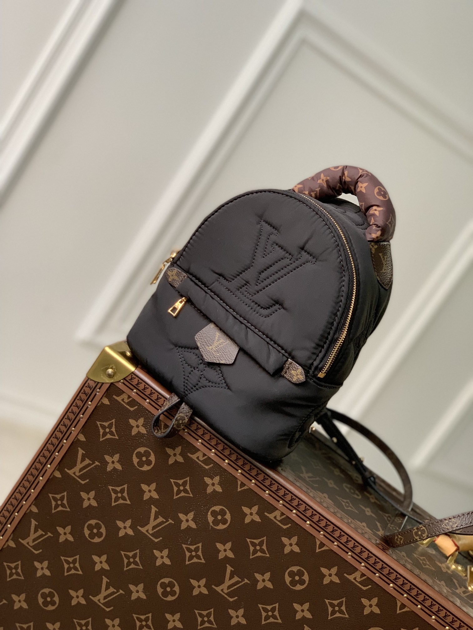 l**is V*t*n pillow palm springs backpack-17 x 22 x 10cm
