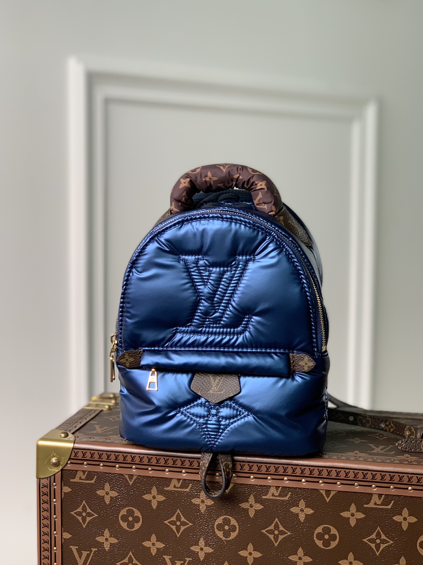 l**is V*t*n pillow palm springs backpack-17 x 22 x 10cm
