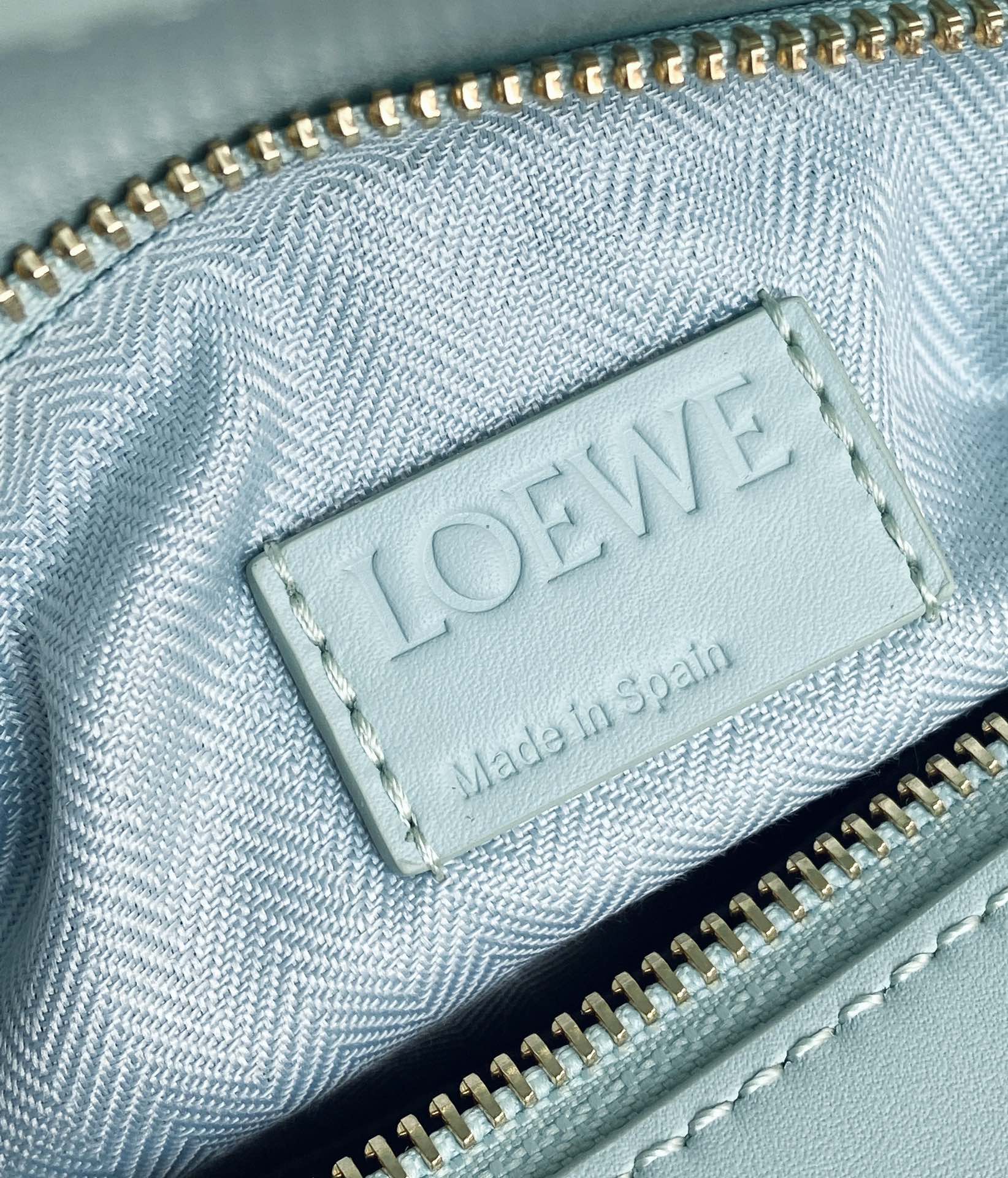 Loewe Puzzle Small Bag-24*10*14CM
