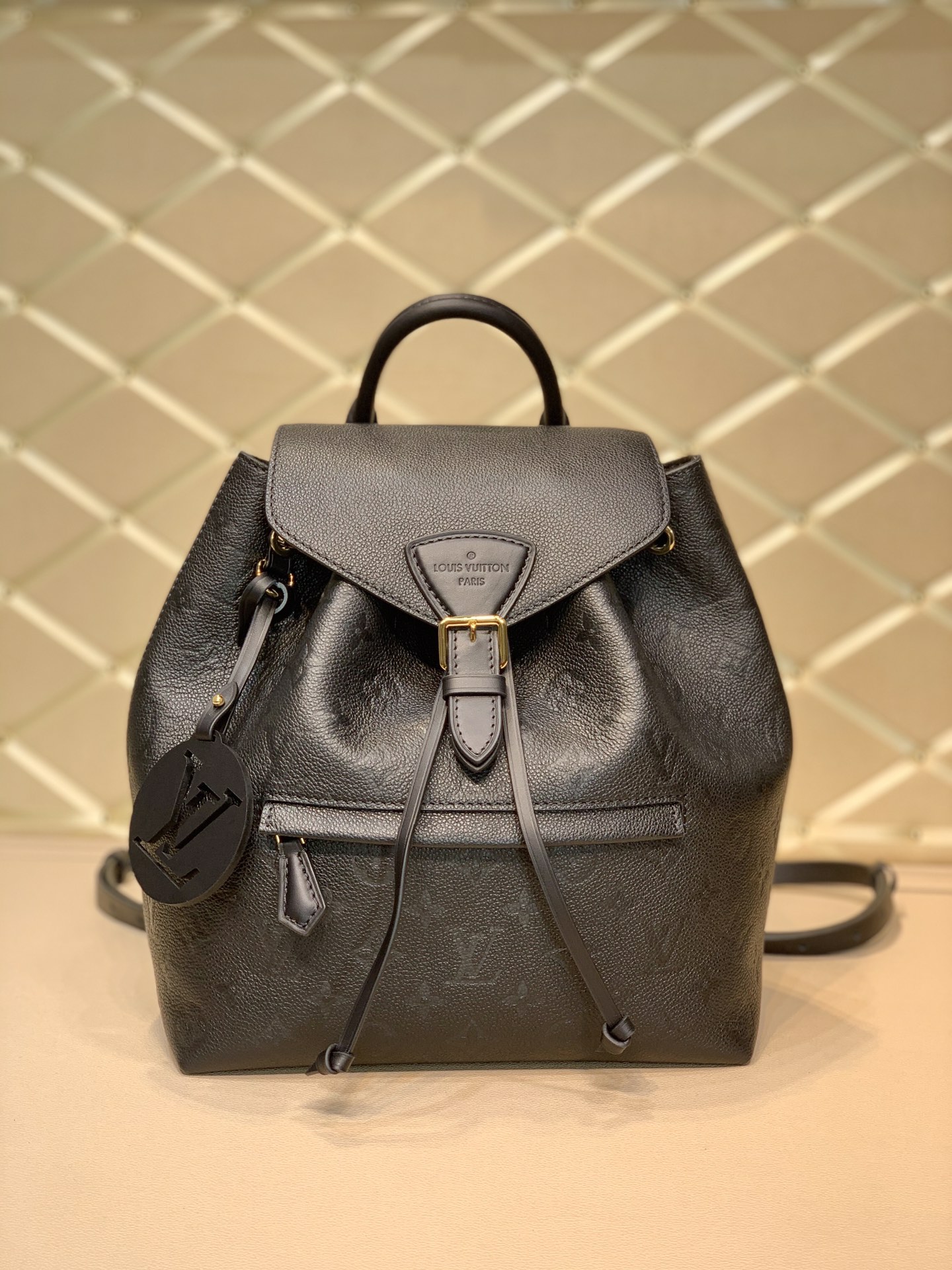 l**is V*t*n montsouris backpack-27.5 x 33.0 x 14.cm