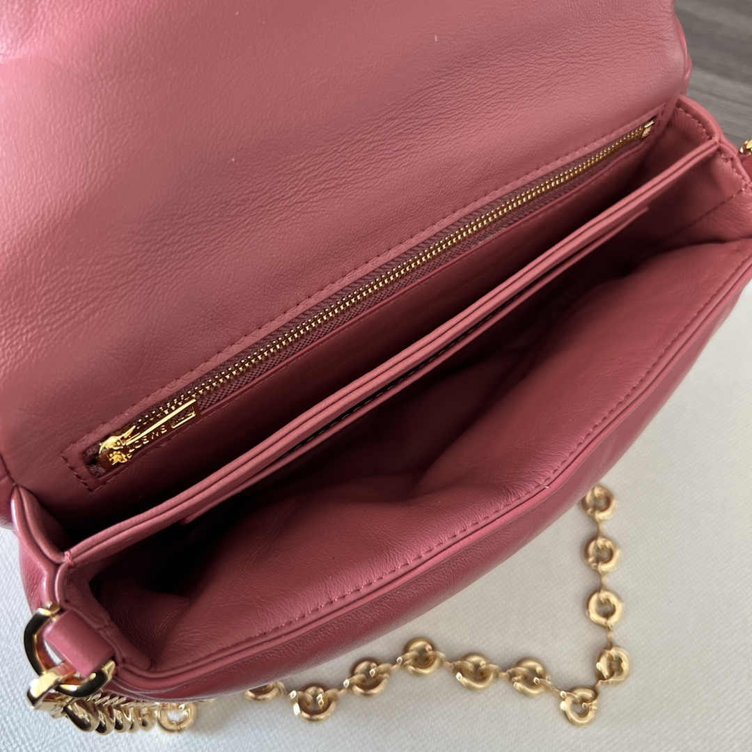 Loewe Puffer Goya Bag-23*13*6CM