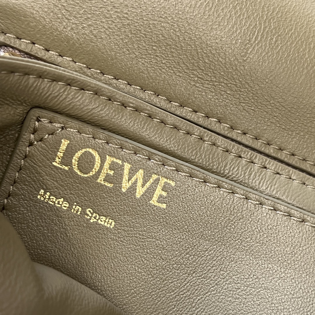 Loewe Puffer Goya Bag-23*13*6CM
