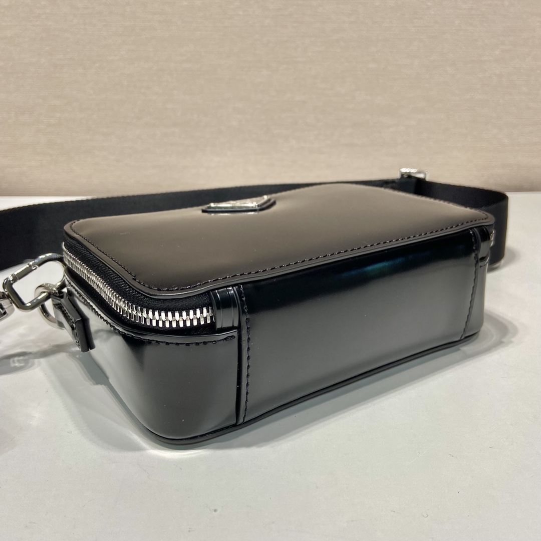 Pra*a messenger bag-2vh070-19*12.5*5.5cm