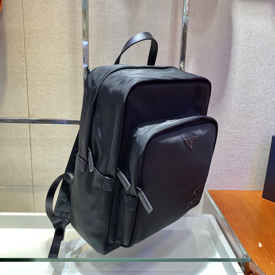 Pra*a 2vz081 backpack -30*38.5*19cm