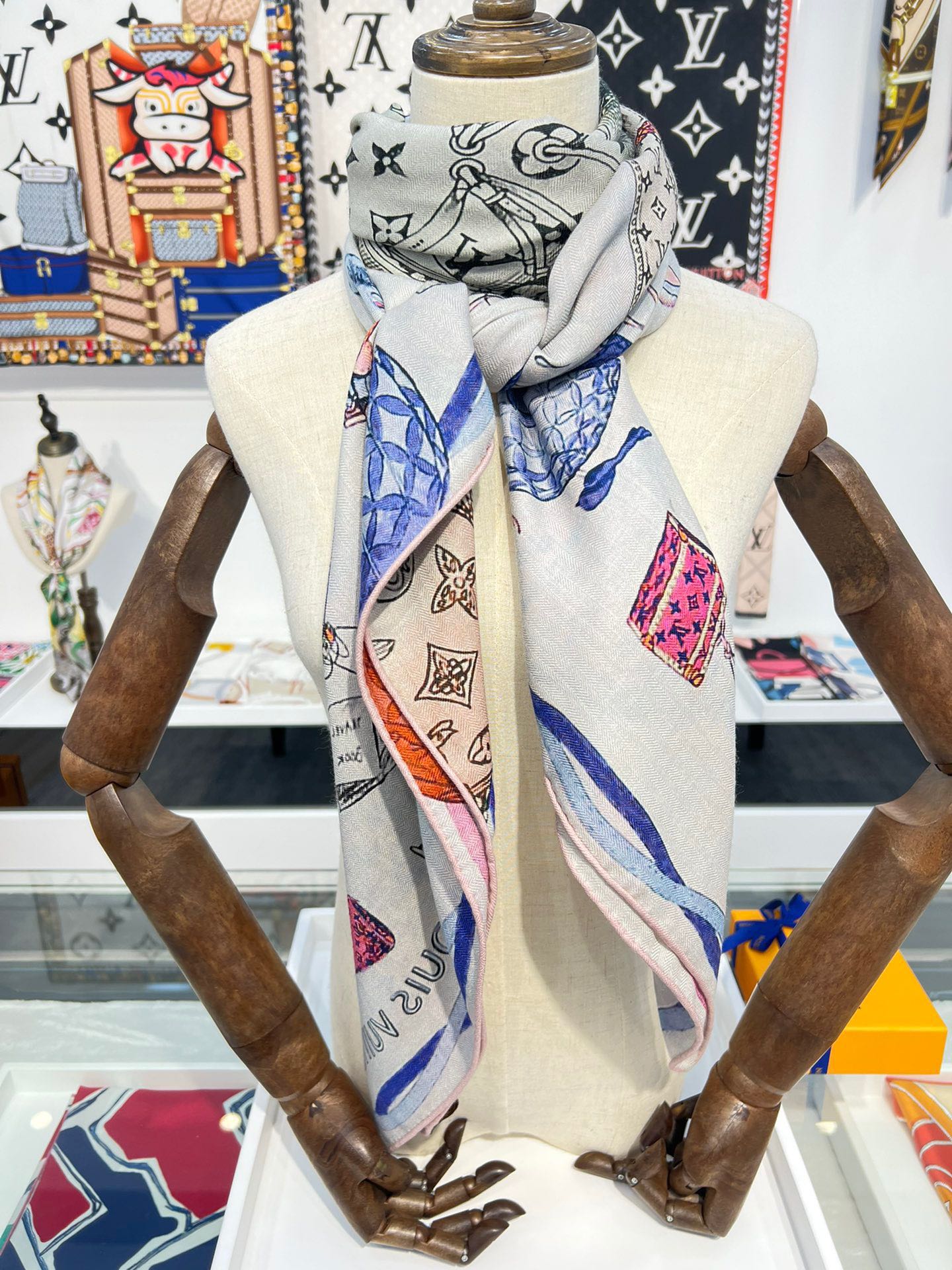 l**is V*t*n shawls-140*140cm