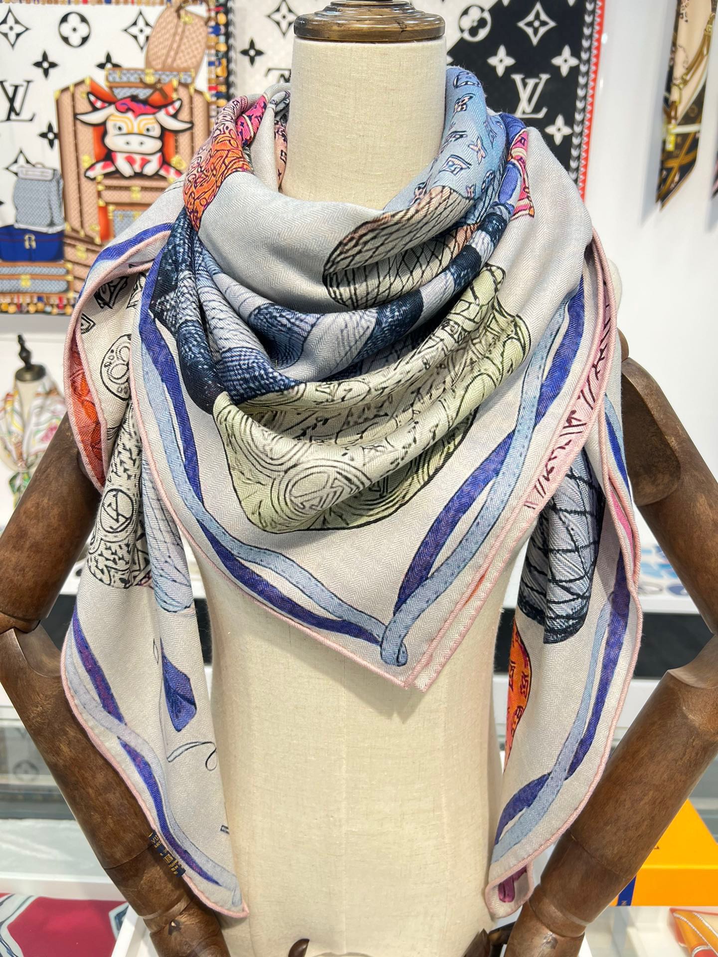 l**is V*t*n shawls-140*140cm