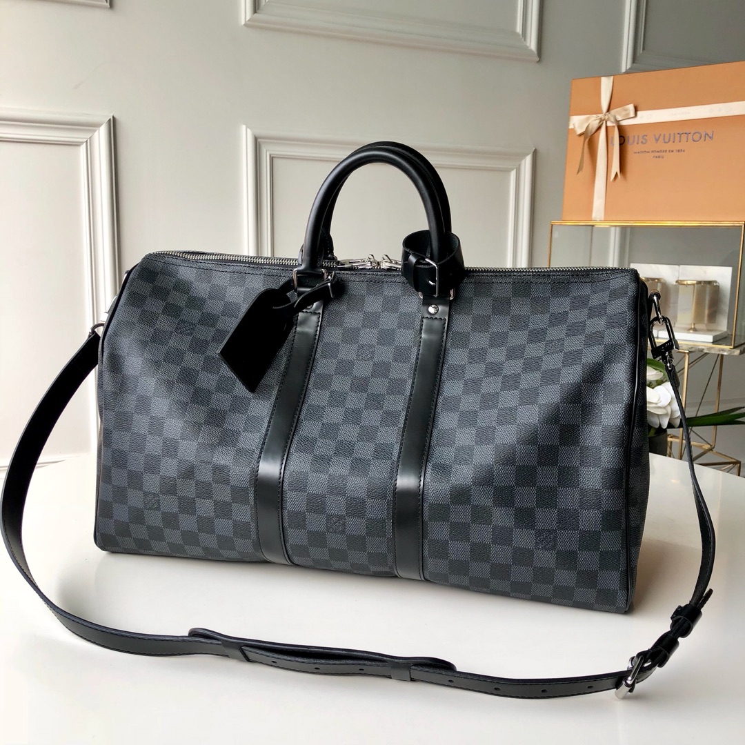 l**is V*t*n keepall