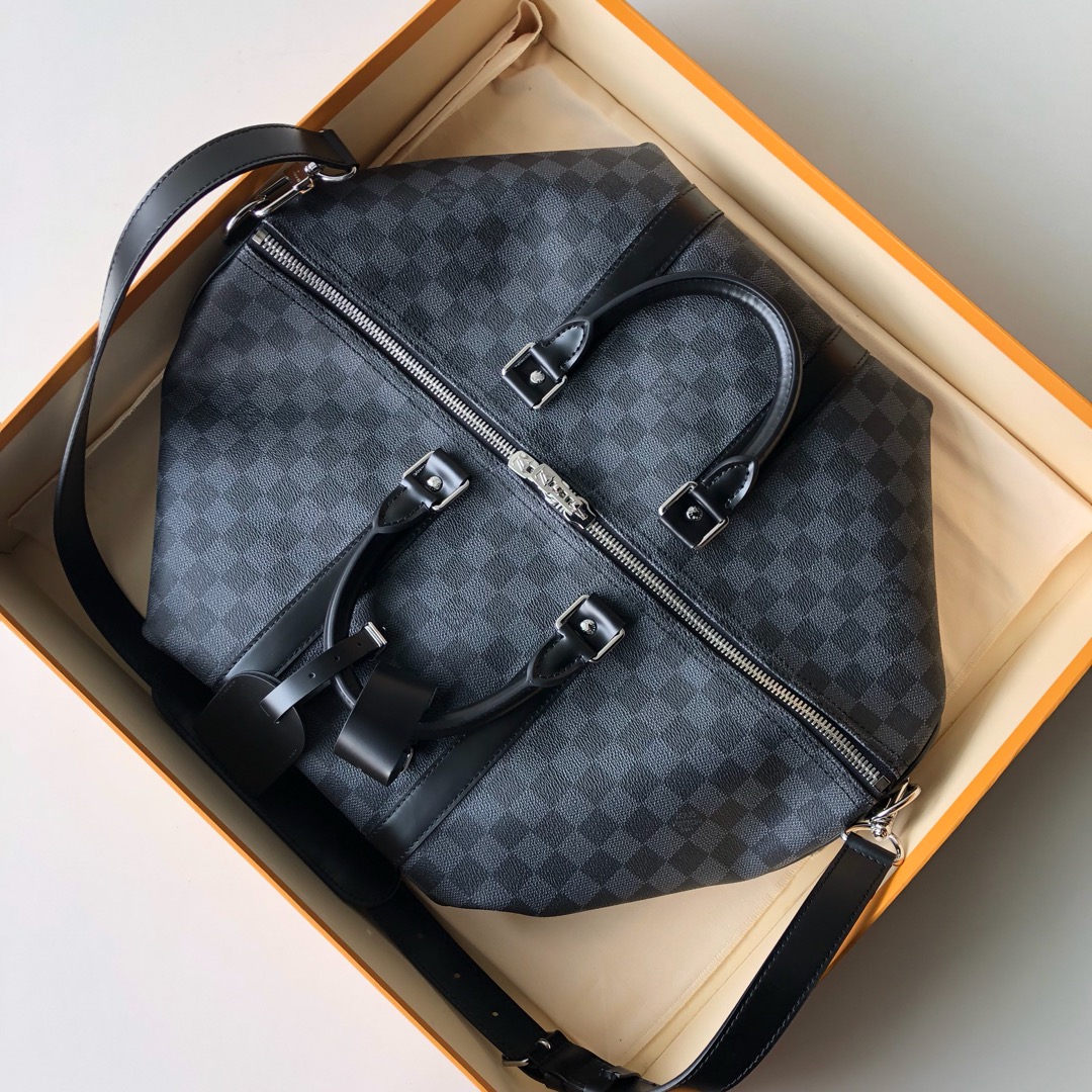 l**is V*t*n keepall